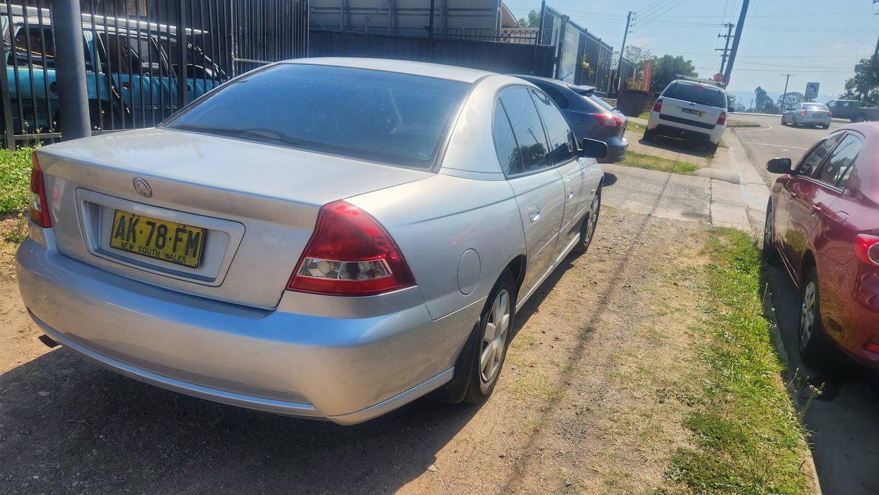 A171 - VZ Holden Commodore 05/2006 - Powertrain Interface Module #129