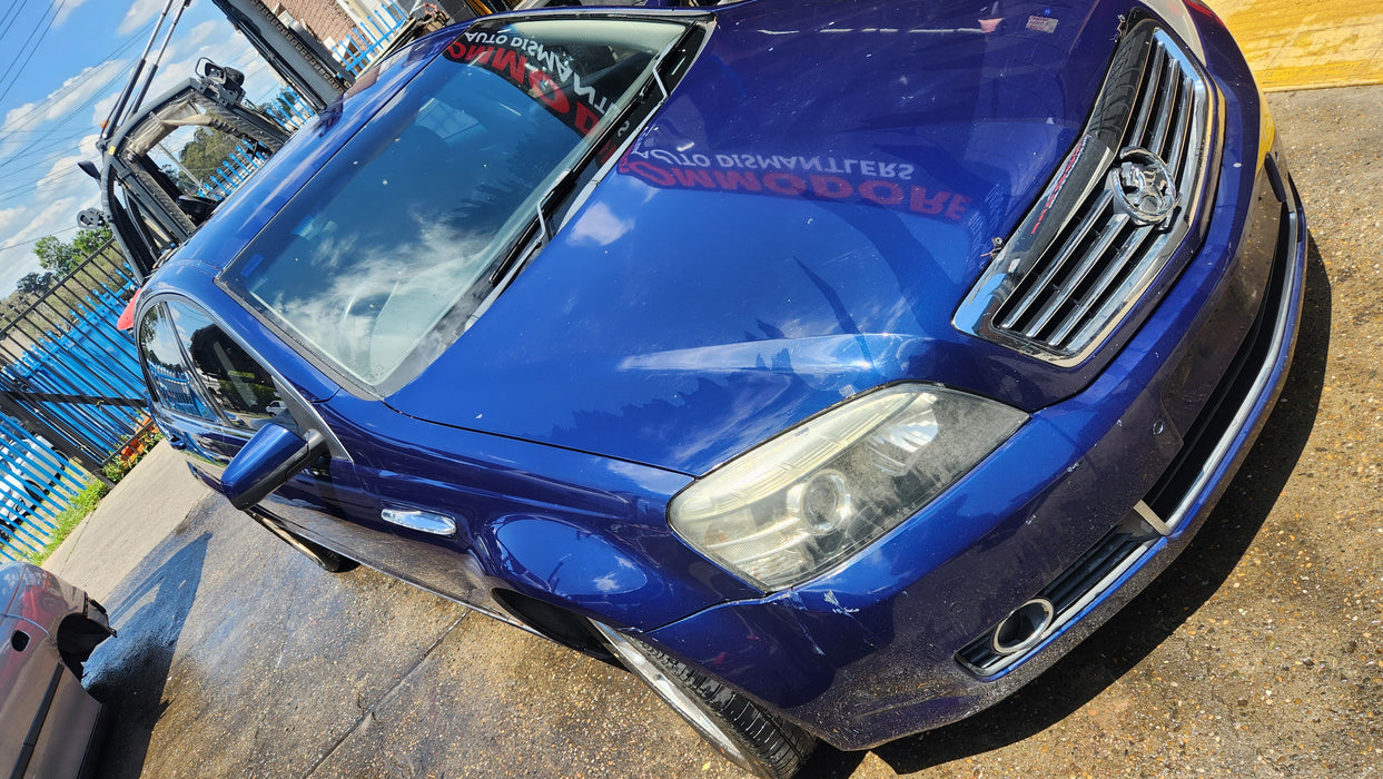 A176 - WM HOLDEN Statesman - Fuel Flap VESPERS BLUE #718H