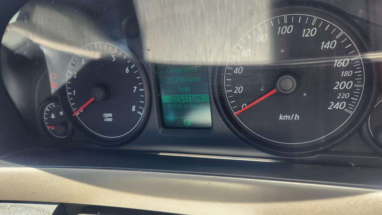 A179 - VE Holden Commodore Wagon SERIES I (2008) - Cluster LY7 V6 AUTO - 293, 004kms (LVL 1 OMEGA) CND P/N: 4189