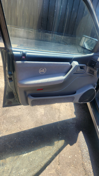 VN / VP / VR / VS Holden Commodore - PASSENGER SIDE - Internal Door Pull Handle / Trim 14i