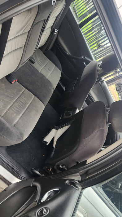 A181 - VY Holden Berlina Wagon - Doorcard Set of 4 (power windows)