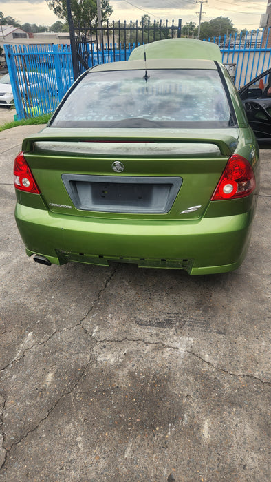 A183 - Vy Holden S-Pac Sedan - Rear Bar - HOT HOUSE GREEN #870J