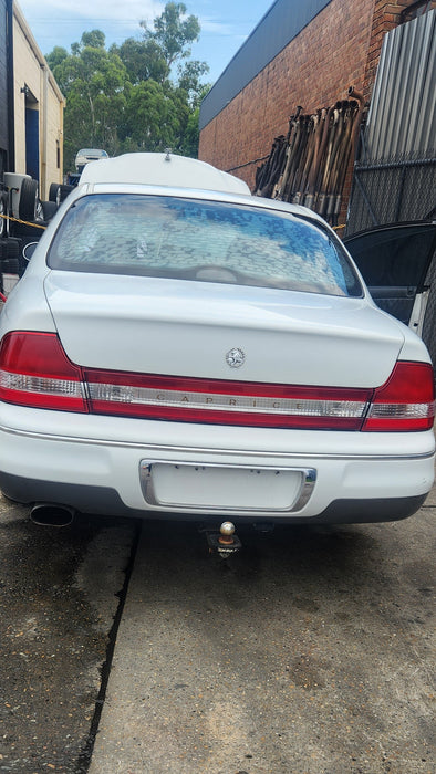 A184 - WH Holden Statesman/Caprice - Bootlid w/ Badge GENUINE - HERON WHITE #J03N