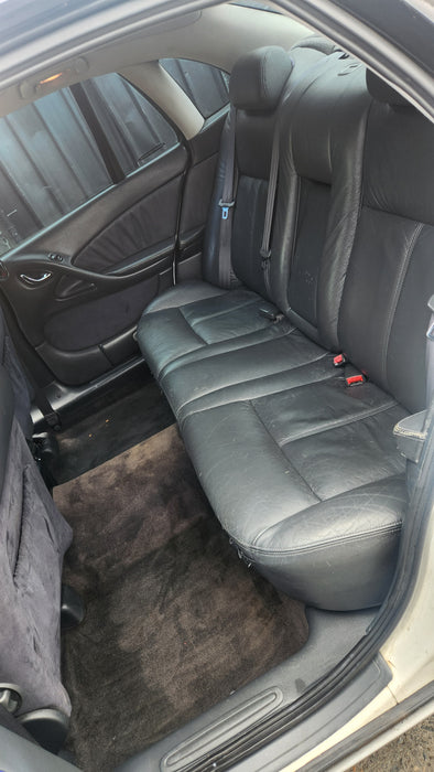 A184 - WH Holden Statesman/Caprice - Leather Rear Seat - TRIM #18i