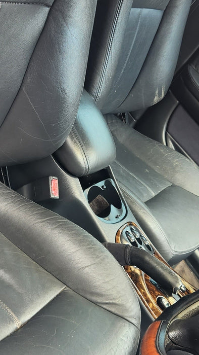 A184 - WH Holden Statesman - Centre Console Lid