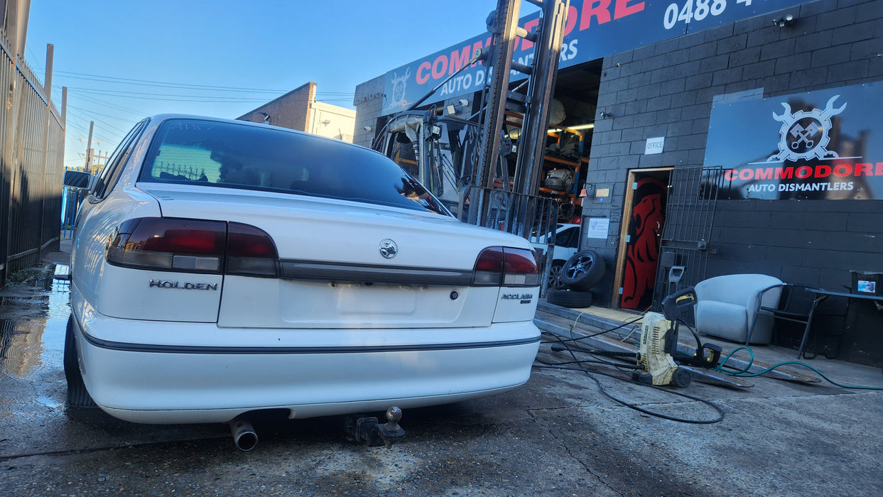 A187 - VS Holden Acclaim Sedan - Rear Bar - HERON WHITE #679F