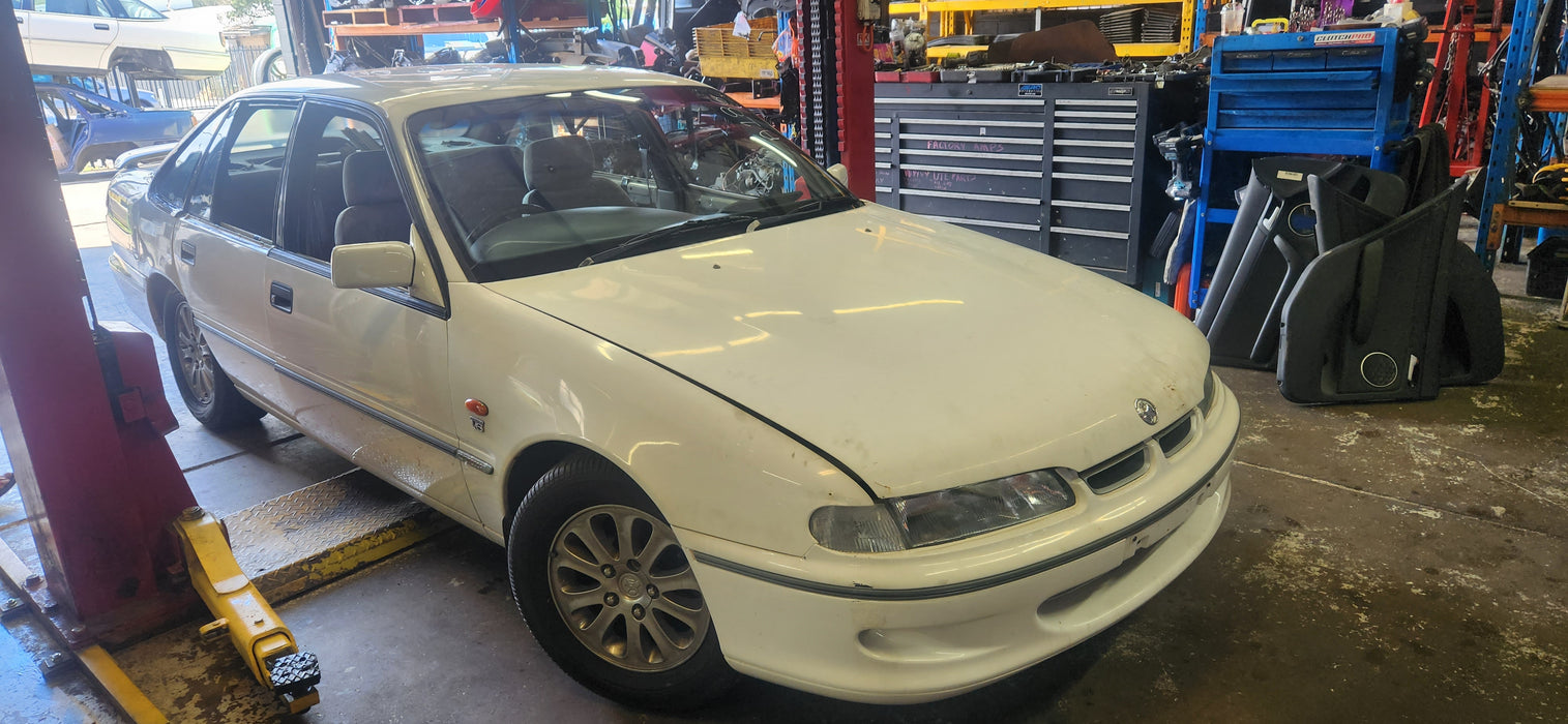 A186- (06/1995) VS Holden Commodore V6 Auto - Anti Blockier System