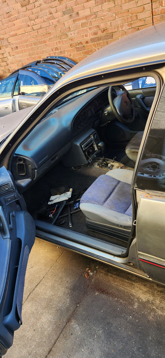 A107 - ZB HOLDEN COMMODORE - Door Rubber (PASSENGER'S REAR)