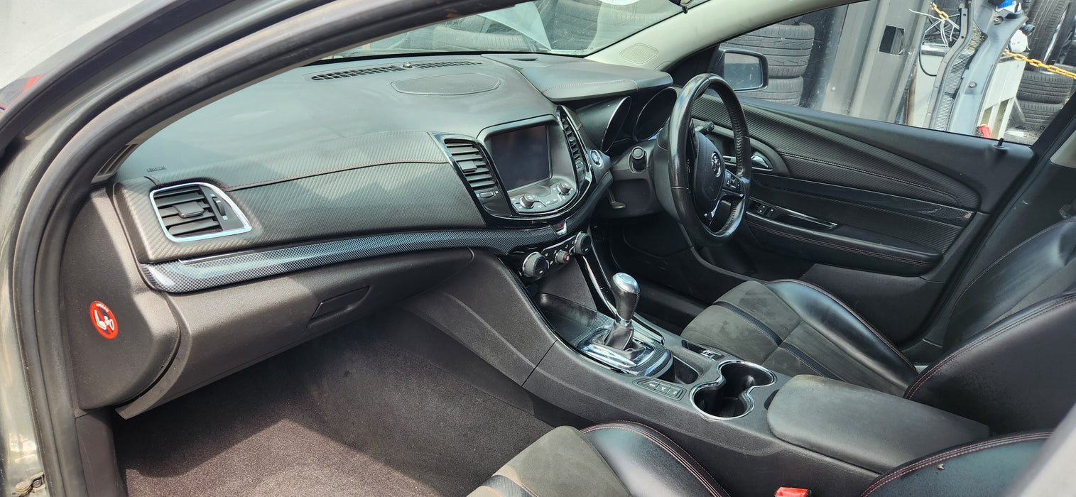 A192 - VF Holden Commodore SV6 - Rear-view Mirror