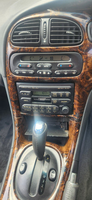 A196 - VX HOLDEN CALAIS - Automatic Gear Shifter w/ PWR & Trac Control Button