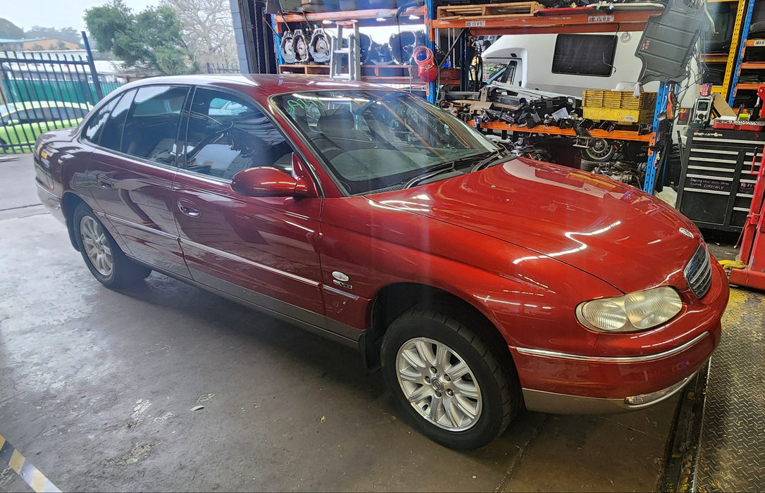 A198 - VY Holden Commodore Wagon - Driver's Side Roof Mold