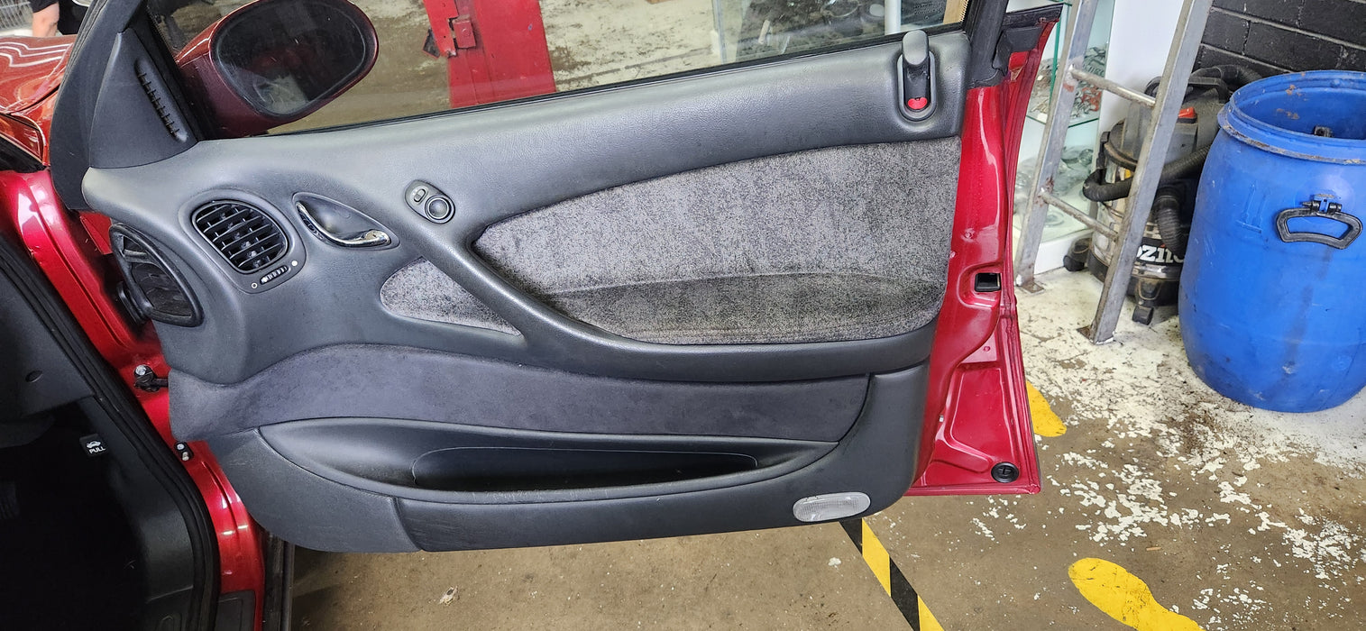A198 - WH Holden Statesman - Doorcard Set of 4 with Infill Panels (powered windows)
