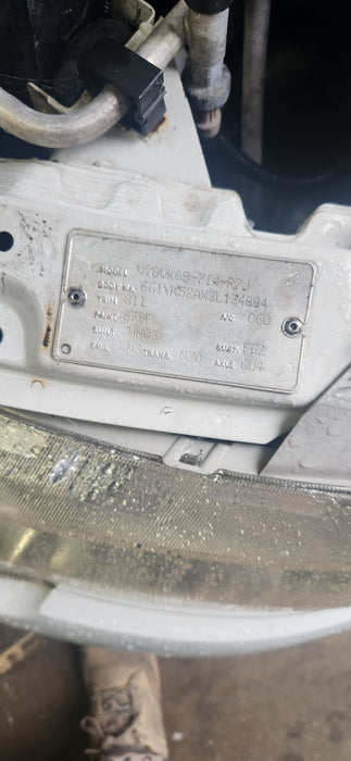 A197 - VY HOLDEN COMMODORE S-Pac Sedan - Door Passenger's Front - PAINT CODE HERON WHITE 679F