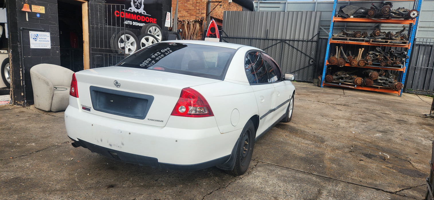 A199 - VZ Holden Commodore - Blaupunkt Stereo Model 92084568 with PIN CODE