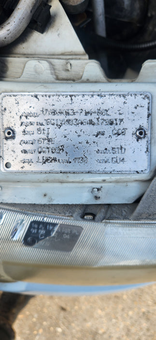 A200 - VY HOLDEN COMMODORE One Tonner - Door Passenger's FRONT - PAINT CODE HERON WHITE #679F