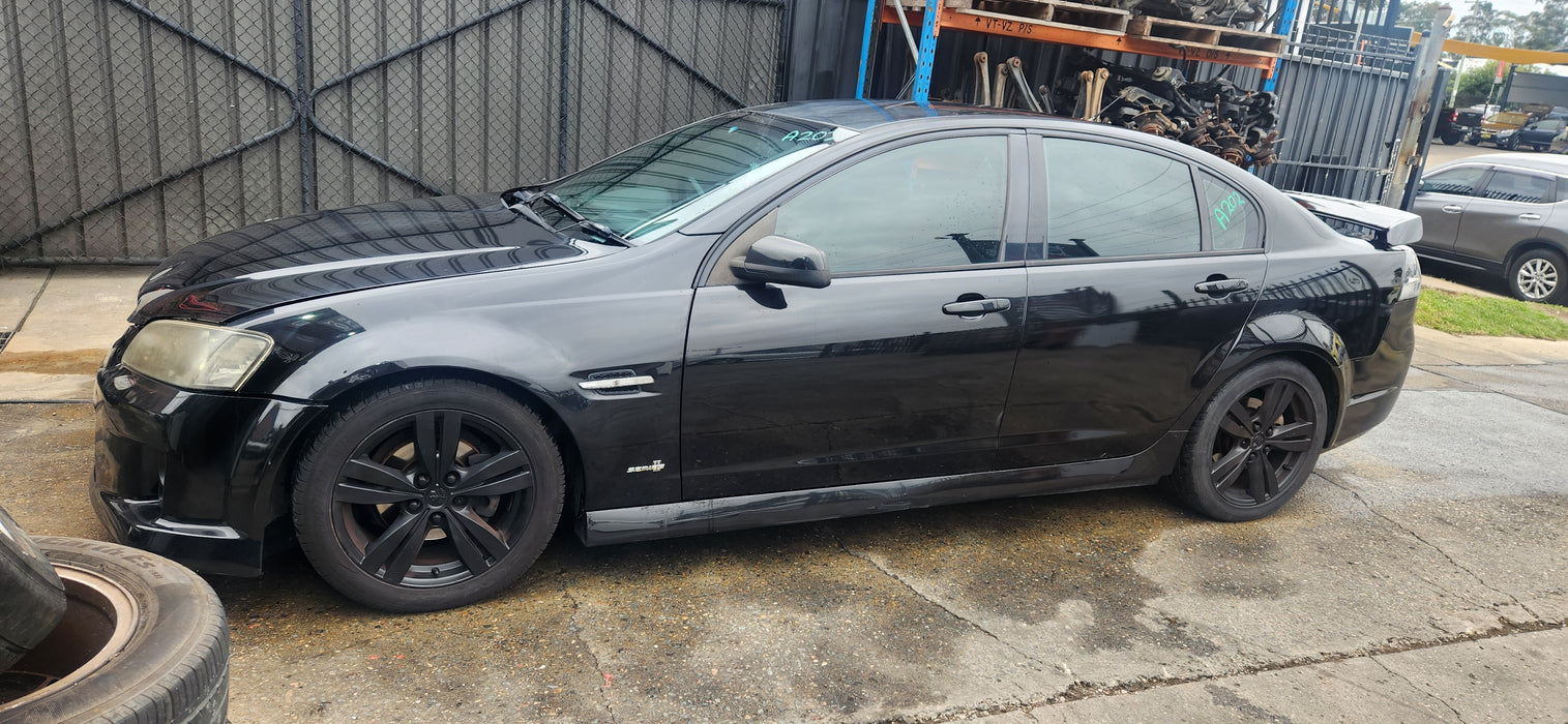 A202 - VE Holden Commodore Series I Sedan - Interior Light Pocket Bracket