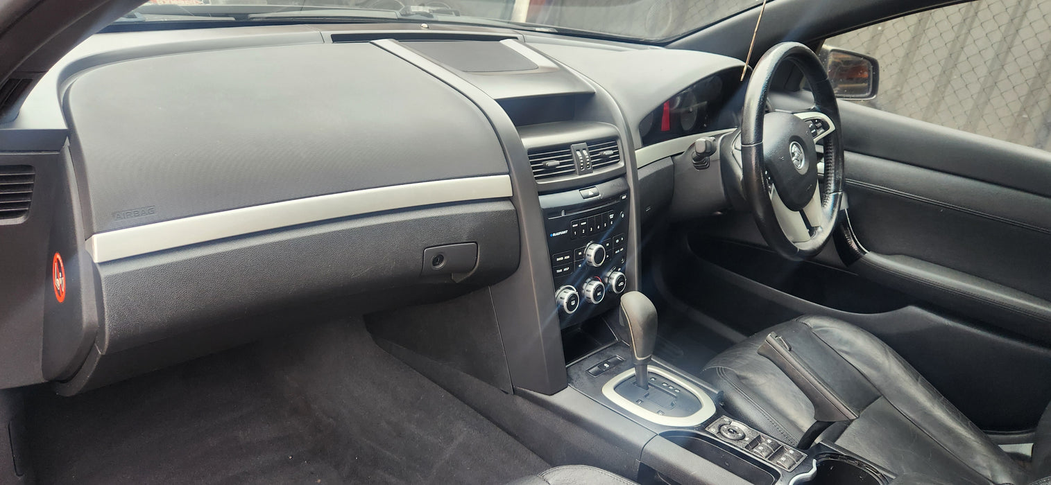 A202 - VE Holden Commodore Series I Sedan - Glovebox - TRIM #51i