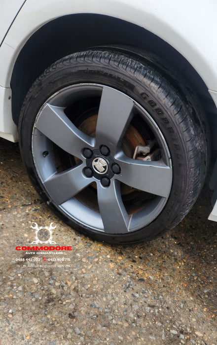 A204 - VE SSV THUNDER  19" GREY WHEELS (SET OF 4)