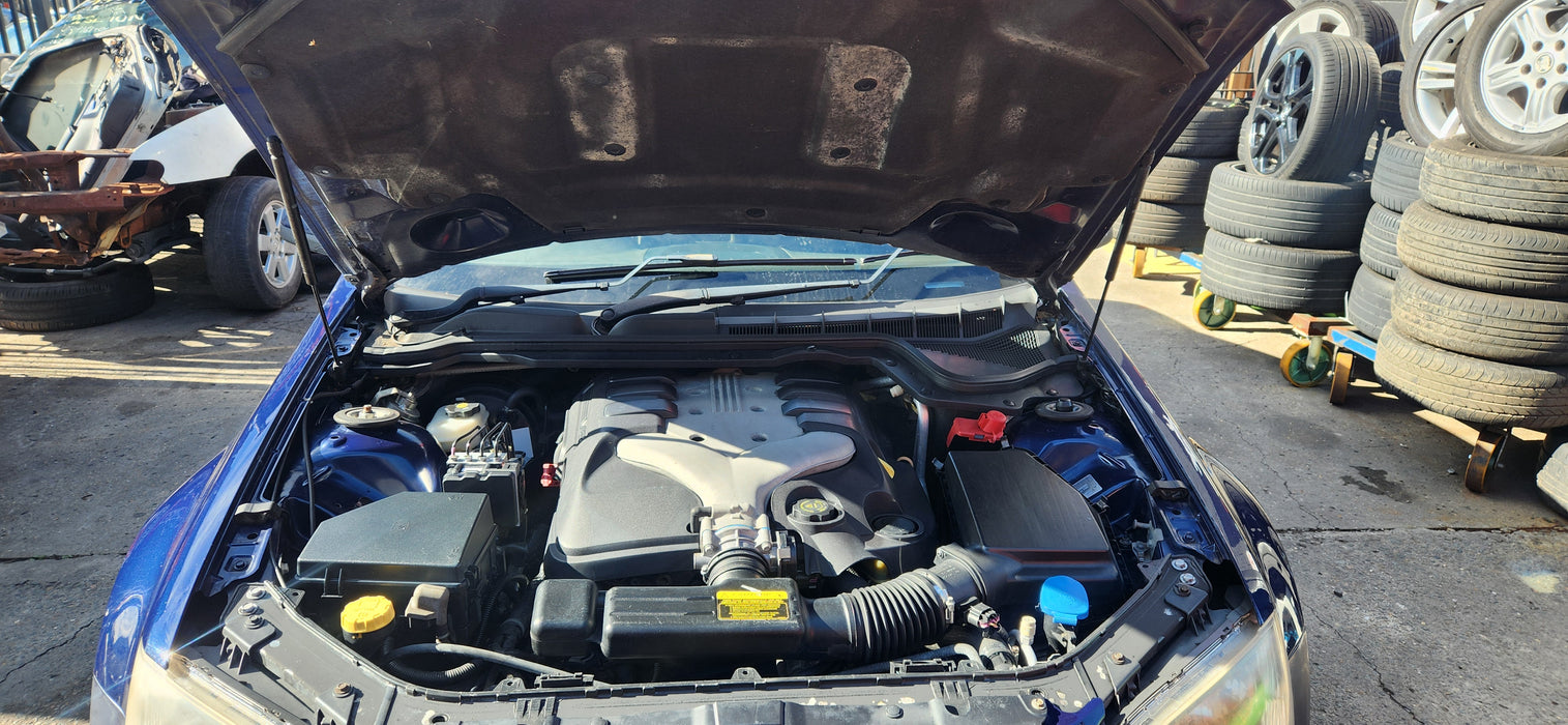 A213 - VE Holden Commodore - Rocket Cover DRIVER'S SIDE - V6 AUTO LEO