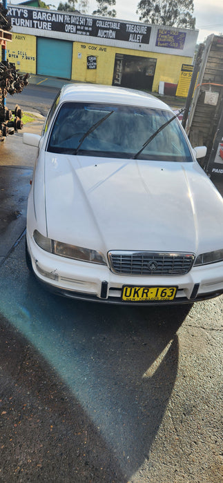 A230 - VR Holden Statesman V6 LG2, Auto M30 173,XXXkms Alaskan White #J064