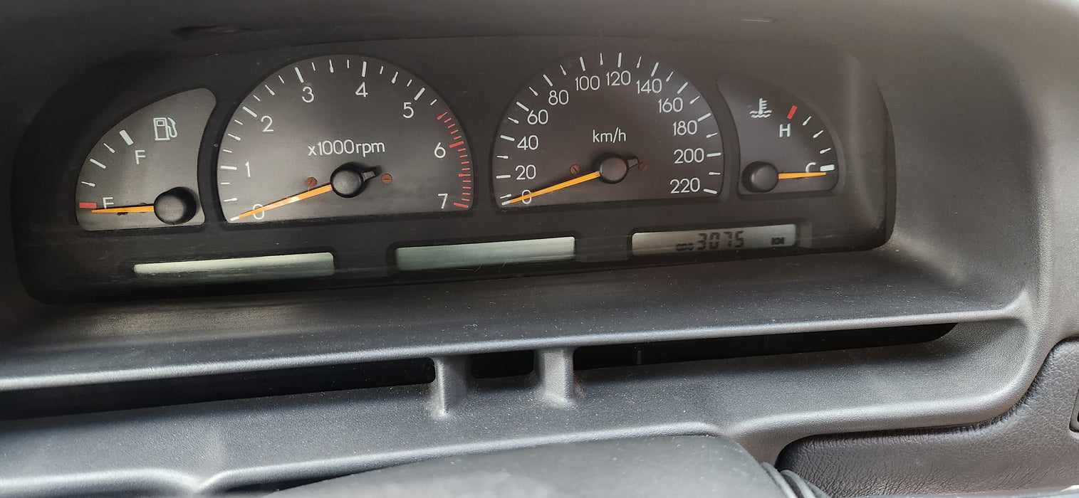 A230 - VR Holden Statesman V6 LG2, Auto M30 173,XXXkms Alaskan White #J064