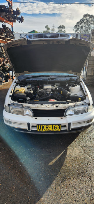 A230 - VR Holden Statesman V6 LG2, Auto M30 173,XXXkms Alaskan White #J064