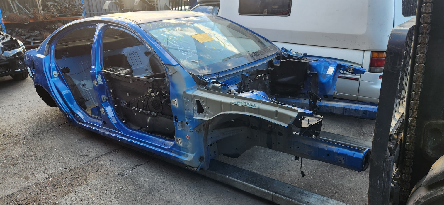 A216 - VE SS, SV6 HOLDEN COMMODORE - Sideskirt (Drivers Side) Voodoo Blue