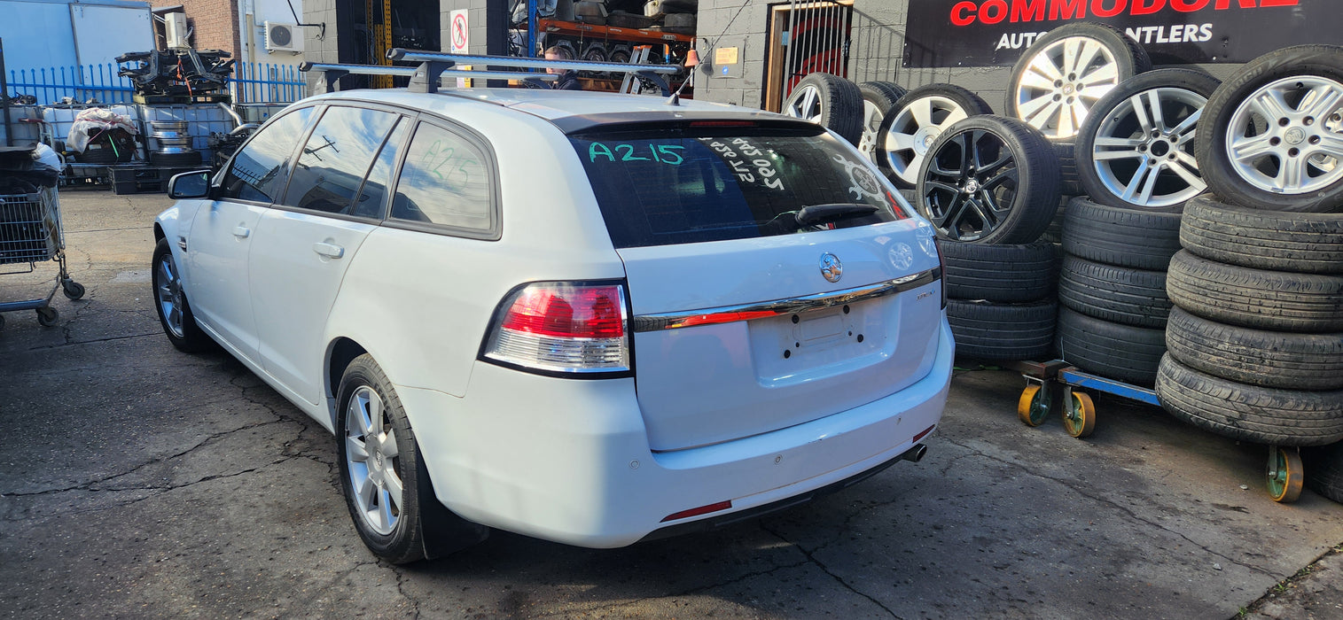 A215 - VE Holden Commodore - LY7 Alloytec Engine 197,XXXkms VIN #6G1EL85789L301642 Eng # LY7 083030257