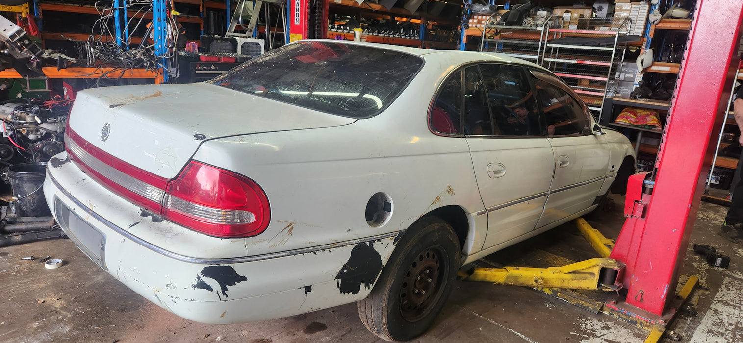 a219 - WH, VT, VX. VY, VZ HOLDEN Commodore / Statesman - Seatbelt Passenger's Front