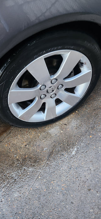 A221 - VE CALAIS SERIES II - Wheels 18"