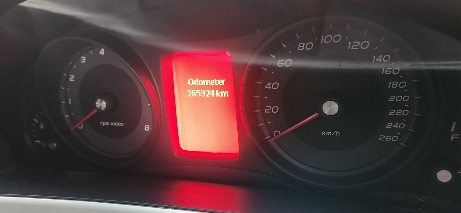 A229 - VE SV6 Holden Commodore SERIES II Utility (2011) - Cluster LLT V6 MANUAL - 265, 924kms (LVL 1 SV6) P/N: 92257348
