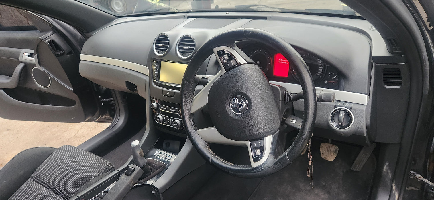 A229 - VE SV6 Holden Commodore SERIES II Utility (2011) - Cluster LLT V6 MANUAL - 265, 924kms (LVL 1 SV6) P/N: 92257348