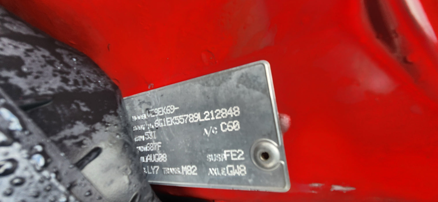 A228 - VE HOLDEN COMMODORE SEDAN - DOOR DRIVER FRONT - STING RED #687F