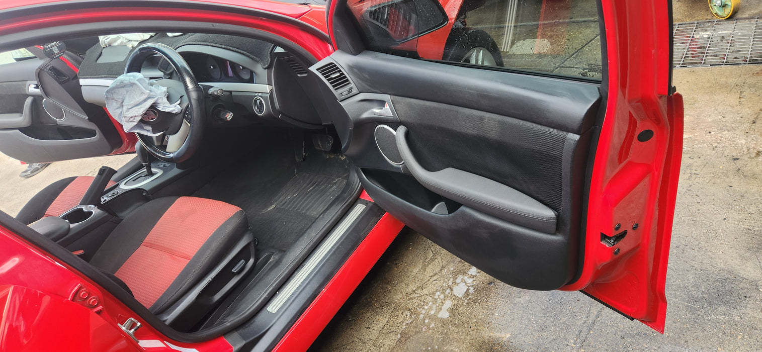 A228 - VE SV6 II HOLDEN COMMODORE SEDAN - Doorcard Set of 4 (powered windows)