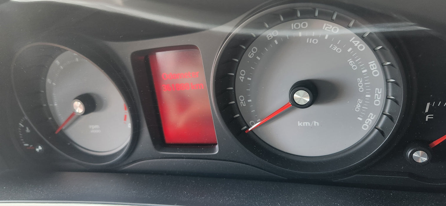 A228 - VE SV6 Holden Commodore SEDAN (2008) SERIES I - Cluster LY7 V6 AUTO - 361, xxxkms (LVL 1 SV6) ANX P/N: 92222122