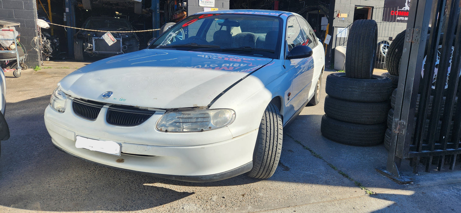 A231 - VT SERIES I Holden Commodore SEDAN - Front Bumper Bar w/ Upper Grille - HERON WHITE #J023