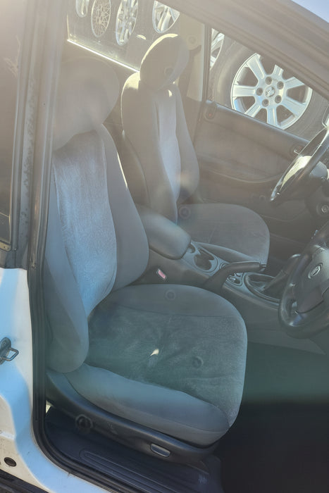 A231 - VT Holden Commodore  - Front Seat w/ Seat Rails  (PAIR) CLOTH TRIM #17i