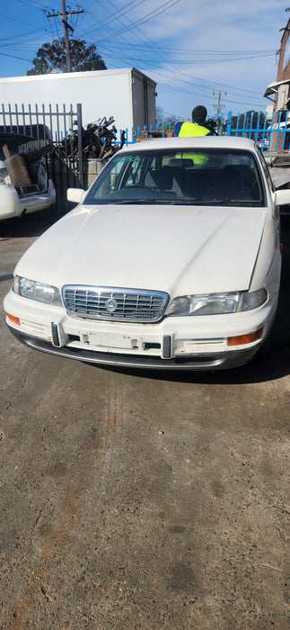 A230 - VR Holden Statesman V6 LG2, Auto M30 173,XXXkms Alaskan White #J064
