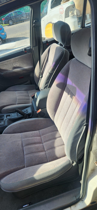 A230 - VR Holden Statesman V6 LG2, Auto M30 173,XXXkms Alaskan White #J064