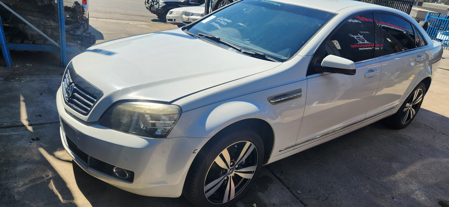 A224 - WM Holden STATESMAN - Bonnet - HERON WHITE #679F