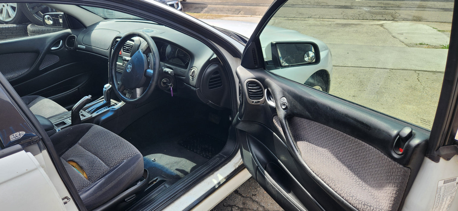 A233 - VZ HOLDEN COMMODORE WAGON - Steering Column Shaft (V6-AUTO)