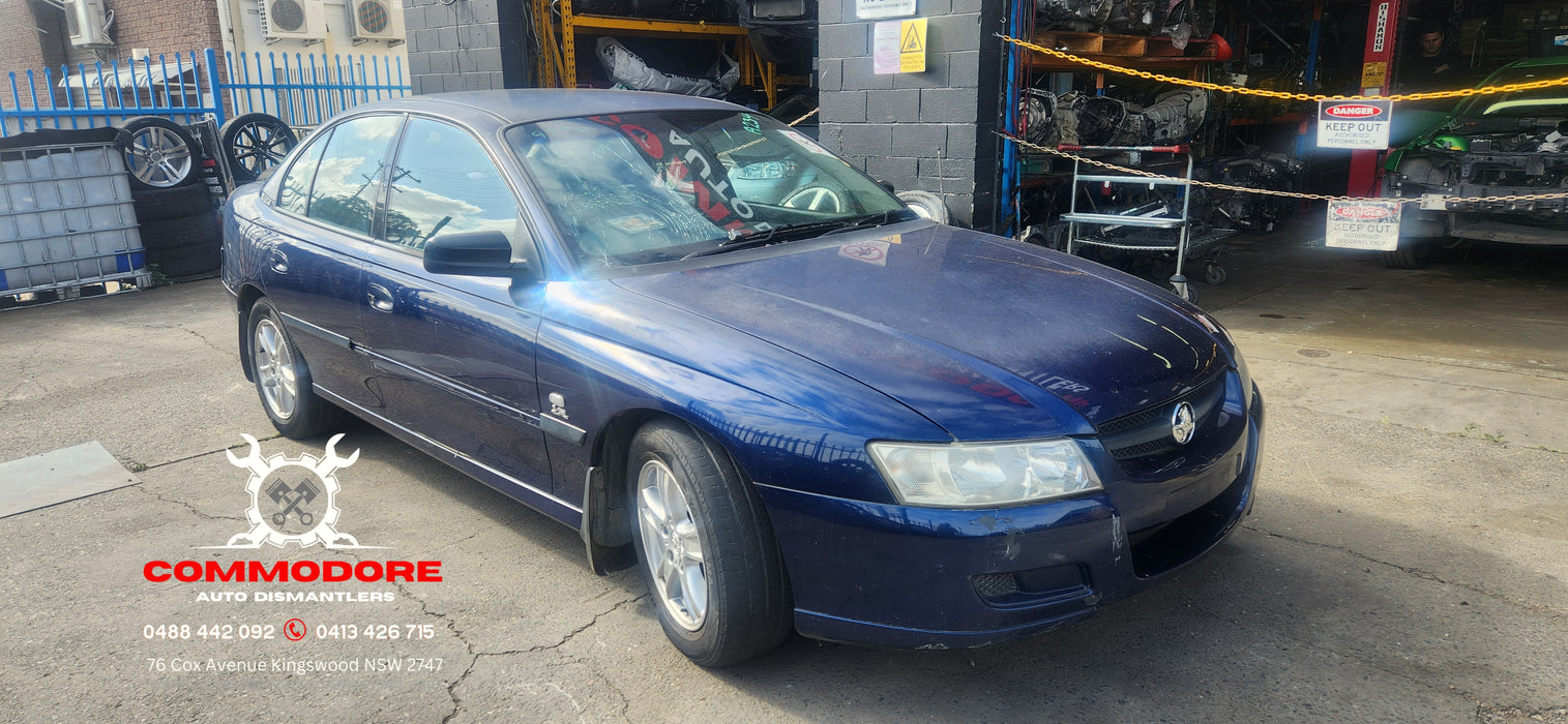 A235 - VZ EXECUTIVE SEDAN - Mirror Passenger's SIDE - Vespers Blue #718H