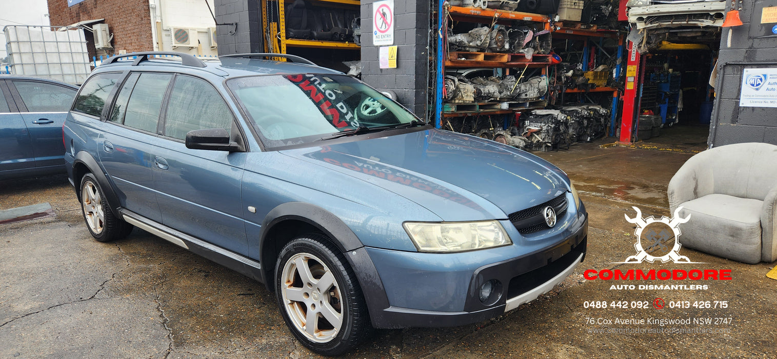 A244 - VZ Holden Adventra, V6 LYN, M82 AWD Auto 518,XXXkms Impulse Blue #276M