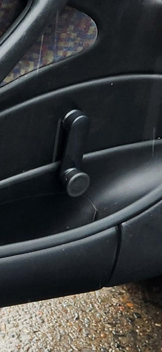 A238 - VX SII Holden Commodore SEDAN - Manual Window Winder - TRIM #61i