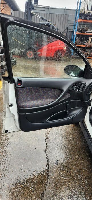 A238 - VX Holden Commodore series II SEDAN - Doorcards (MANUAL WINDOWS) w/ Speaker Covers & Front Vents (SET OF 4) - TRIM #61i