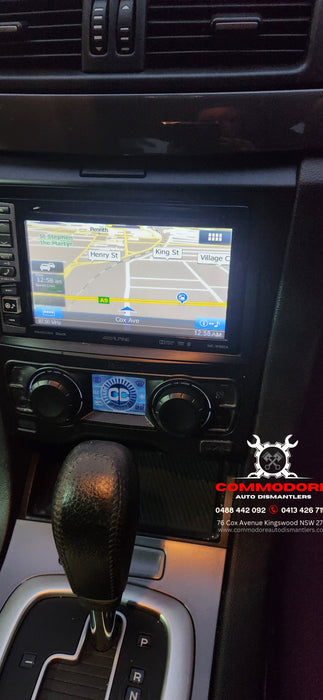 A246 - VE SERIES I HOLDEN CALAIS V - Gear Shifter - LEATHER V6 AUTO