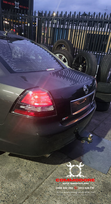 A246 - VE HOLDEN CALAIS V SEDAN  - Rear Bar - EVOKE MICA METALIC #354N