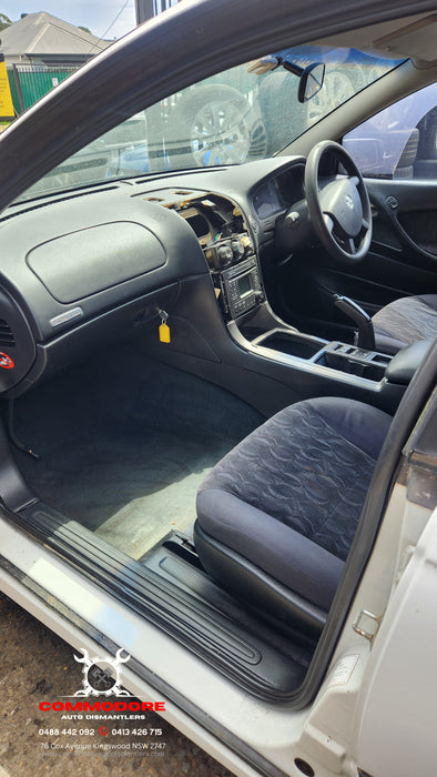 A245 - VY Holden Commodore - Blaupunkt Single Disk Stereo with CODE