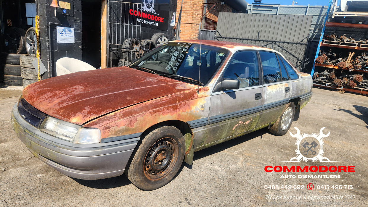 A251 - 1989, Toyota Lexcen GL Sedan, V6 Buick, Auto Trim #76I