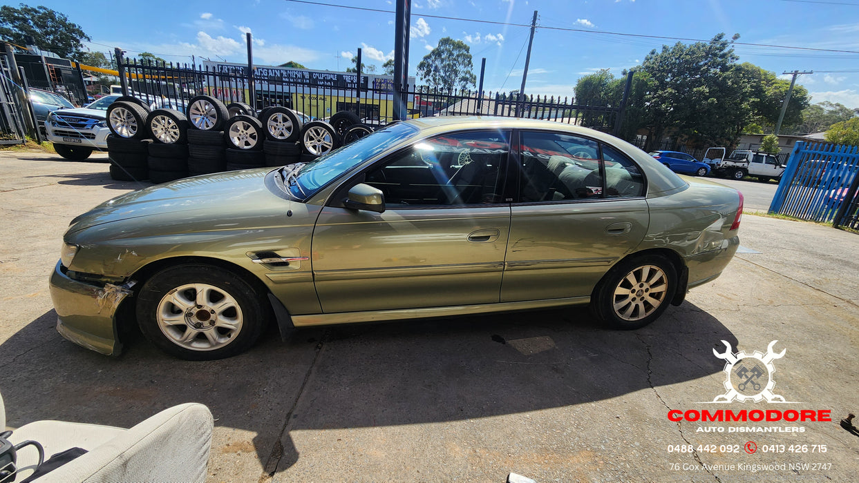 A255 - VY BERLINA SEDAN - Sideskirt (PAIR) Martini Grey
